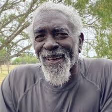 Bernard Henning's Instagram, Twitter & Facebook