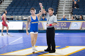 285 lbs:dante delbonis from sacred heart university wrestling against jeramy sweany from the cornell university at the eiwa conference championships hosted. Wrestling Completes Eiwa Play Undefeated After Sacred Heart Win The Hofstra Chronicle