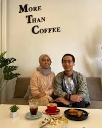 #anniversary#dinner#sixinchcafe thank you for watching, please like share and subscribe elsie in 360 Aeon Kepong Restaurant