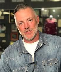 HAPPY 57th BIRTHDAY to DARRYL WORLEY!! 10/31/21 Born Darryl Wade Worley,  American country music singer and songwriter. Signed to DreamWorks Records  Nashville in 1999, Worley released four albums for the label: Hard