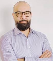 Mark Quesnel's Instagram, Twitter & Facebook