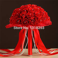 Este método para crear una planta artificial es mucho más elaborado y pide que le dediques más tiempo. Blanco Rosa Rosas Rojas Flores De Espuma Artificial Ramo De La Boda Ramos De Novia Dama De Honor De Cristal De Encaje Ramos Novia Trouw Boeket En Ramos De Novia De Bodas