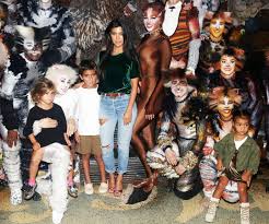 Jessica hendy, christopher gurr, cory john snide, and hailei call from the cast and crew of the 2016 broadway revival of cats came by the google nyc office. Kourtney Kardashian Takes Her Kids And North West To See Cats On Braodway Instyle