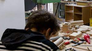 Jugendarrestanstalten (jaa) sind anstalten zur vollstreckung von jugendarrest (kurzfristigem freiheitsentzug bis maximal 4 wochen) als schwerstes zuchtmittel unterhalb der schwelle von jugendstrafe (§ 16 jgg).die jugendlichen (14 bis einschließlich 17 jahre) bzw. Das Grosse Erwachen Rhein Main