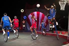 Ein höhepunkt beim gastspiel des circus barnum in. Basketball On A Unicycle Highlights Ringling Bros Barnum Bailey Circus Morning Wdrb Com