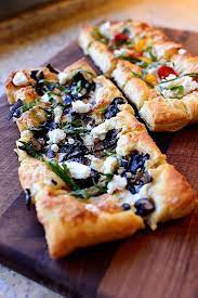 Puffed Pastry Pizza Recipe Puff Pastry Recipes Puff Pastry Pizza Food