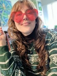 Camille Patton's Instagram, Twitter & Facebook