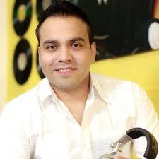 Campos Rojas's Instagram, Twitter & Facebook