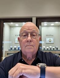 Australian man looking to meet people in Philippines