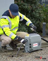 Déboucheur canalisation manuel à poignée, équipé d'un flexible acier. Location Furet Deboucheur 20m Flexible 20m Buse Debouche Canalisation Karcher Kit Debouche Canalisations De M Et Nettoyage De Gouttieres Simple Et Efficace Grace A La Haute Pression Mobil7
