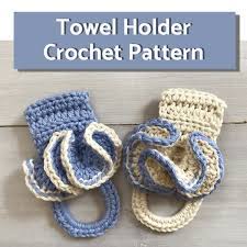 Learn to crochet the gingerbread man kitchen towel to add a little fun and functionality to your kitchen this holiday season! Easy Kitchen Towel Holder Free Crochet Pattern Simply Hooked By Janet