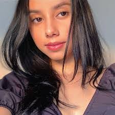 Agnes Ayala's Instagram, Twitter & Facebook