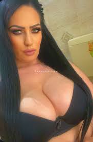 Donna cerca uomo escort Adda a Genova - EscortA