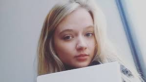 Anna Fischer On Getting Discovered by Ford Models at Bonnaroo Music  Festival