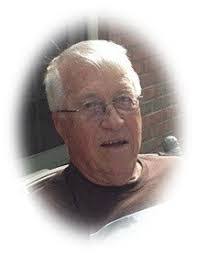 Taylor Hoffpauir's Instagram, Twitter & Facebook