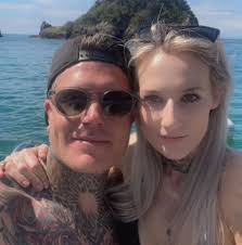 Titanium plate surgery for Jasmine Whiting after fall