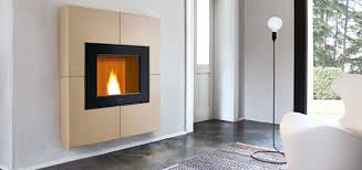 Il camino a gas e' sicuramente una valida alternativa per ricreare lo stesso ambiente familiare di un caminetto a legna, le sue innumerevoli forme si adattano a qualsiasi esigenza architettonica d'interni sia in ambienti moderni che tradizionali adatti ad abitazioni private o ambienti camini e inserti a pellet. Focolari A Pellet Il Piacere Del Calore Piazzetta