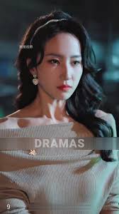 Ang Magagandang Babae na May Kapangyarihang Gawin ang Anuman