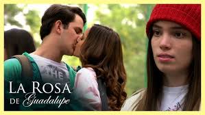 Mirna cambia radicalmente de look y Erik termina flechado