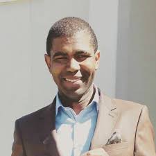 Stream Valdir Antonio Gomes music