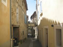 The old houses and narrow streets of the medieval village. Rue Etroite Du Vieux Village Picture Of Lou Castelet Beaumes De Venise Tripadvisor