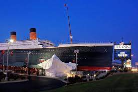 The other is located in pigeon forge, tennessee. Eintrittskarte Fur Das Titanic Museum Branson 2021