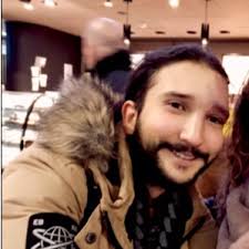 😶 Andrés Pérez Campillo