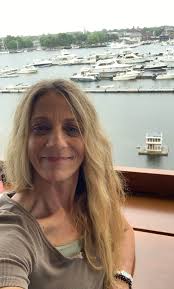 Greetings to all. My name is Donna. I'm Divorced and a cradle Catholic.  Staying in the UK. I love to travel. I'm also an artist. I am looking  forward to spending the