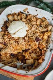 Vegan Baked Apple Crumble With Marzipan Crumbles Rezept Kochen Und Backen Rezepte Rezepte Vegane Desserts