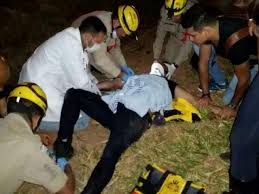 Cristiano araújo morreu nesta madrugada (de 24 de junho), aos 29 de idade, junto de sua namorada, citou o tele 5. Cantor Sertanejo Cristiano Araujo E A Namorada Morrem Em Acidente Artes Campo Grande News