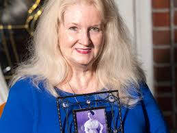 Titanic ring: Pensacola woman finds family ring had close connections