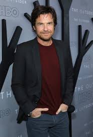 Jason kent bateman is an american actor, director, and producer. Ø¨Ø¯Ø£ Jason Bateman Ø­ÙŠØ§ØªÙ‡ Ø§Ù„Ù…Ù‡Ù†ÙŠØ© ÙÙŠ Little House On The Prairie ÙˆØ§Ù„Ø¢Ù† Ø£ØµØ¨Ø­ Ø£Ø¨ Ø§ Ù„Ø·ÙÙ„ÙŠÙ† ØªÙ„ÙØ²ÙŠÙˆÙ†