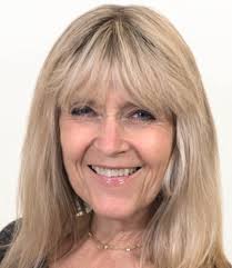 The Can-Do Queen of Empowerment