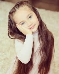 Saoirse In 2020 Brown Hair Blue Eyes Girl Baby Girl Blue Eyes Brunette Blue Eyes