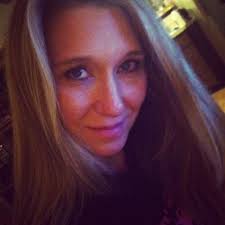 Stephanie Lander (@steponmeland)