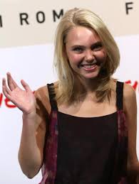 Maybe you would like to learn more about one of these? Annasophia Robb Have Dreams Will Travel Rome Photocall Oct 19 2007 Famousfix Com Post