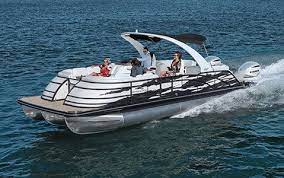 Full Line Of New Pontoon And Tritoon Boats From Bennington The Best Selling Pontoon Boat Manufacturer In The World Ponto Boat Best Pontoon Boats Pontoon Boat