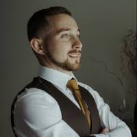 800+ "Lesar" profiles