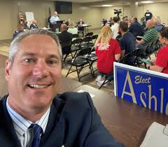 Larry Ashlock for Circuit Judge