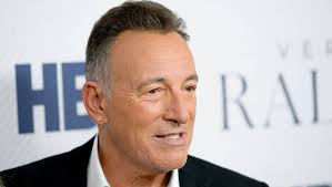 Bruce springsteen's recording career spans more than forty years, beginning with 1973's. Bruce Springsteen Und The Killers Nehmen Alten Killers Song Neu Auf