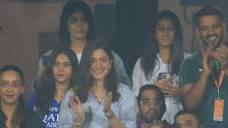 Anushka Sharma is all smiles for Virat Kohli's batting in first ...