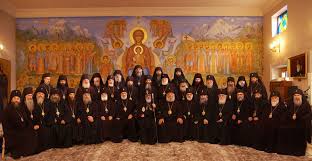 Patriarhul ecumenic bartolomeu a transmis întâistătătorilor bisericilor ortodoxe invitația de a participa în luna martie 2014 (în duminica ortodoxiei), în constantinopol (istanbul), la întâlnirea pregătitoare cu privire la direcțiile. DupÄƒ Bulgari Sinodul Bisericii Ortodoxe Din Georgia NeagÄƒ Caracterul Panortodox Al Sinodului Din Creta È™i ConsiderÄƒ CÄƒ Principiul Consensului Nu A Fost Respectat Georgienii Cer Corectarea È™i Chiar Inlocuirea Unor Documente Ale