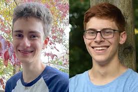 Graduate students honored with national math prize