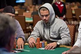 Learn how to improve your online poker game and win in online poker tournaments and online poker cash games in 2020. Become A Poker Pro In 8 Steps 2021 Beasts Of Poker