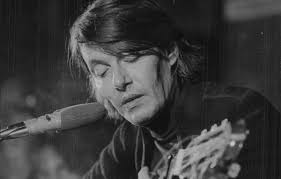 Che strano amore questo amore. Fabrizio De Andre Un Artista Eterno In 10 Canzoni Rolling Stone Italia