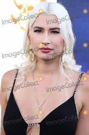 Ann Mitchell Pictures and Photos