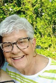 Nora Morrow's Instagram, Twitter & Facebook