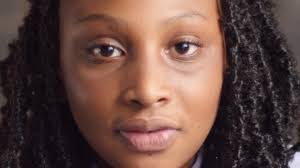 Miriam Schechter's Instagram, Twitter & Facebook