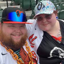 Who is winning in a battle between the Imperium and automatons and why?