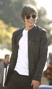 Buy Online The Super Stylish Oblow 17 Again Leather Jacket Replicated By Sk Fashion Store The Outfit Is Tak Zac Efron Zac Efron 17 Again Zac Efron And Vanessa